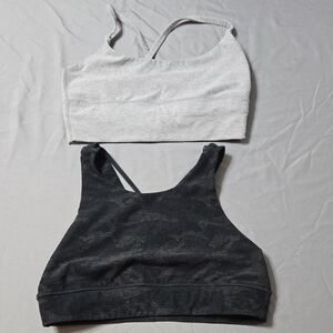 Vuori Sz Medium Gray and Black Sports Bras Set